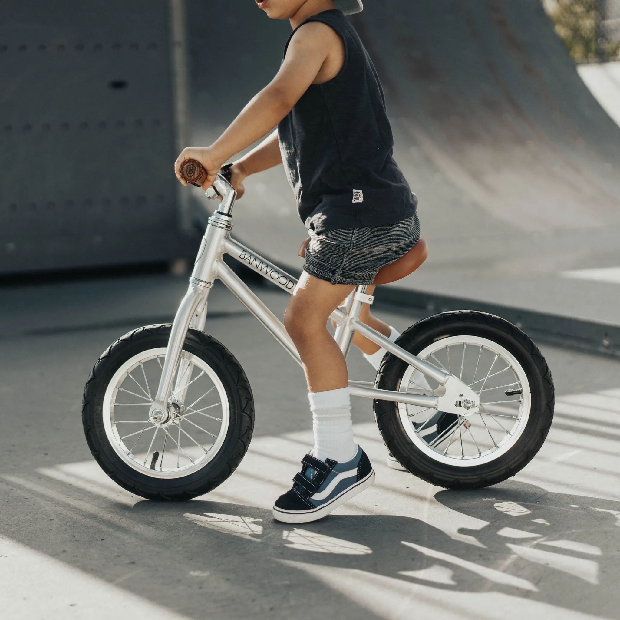 Banwood First Go Balance Bike - Chrome