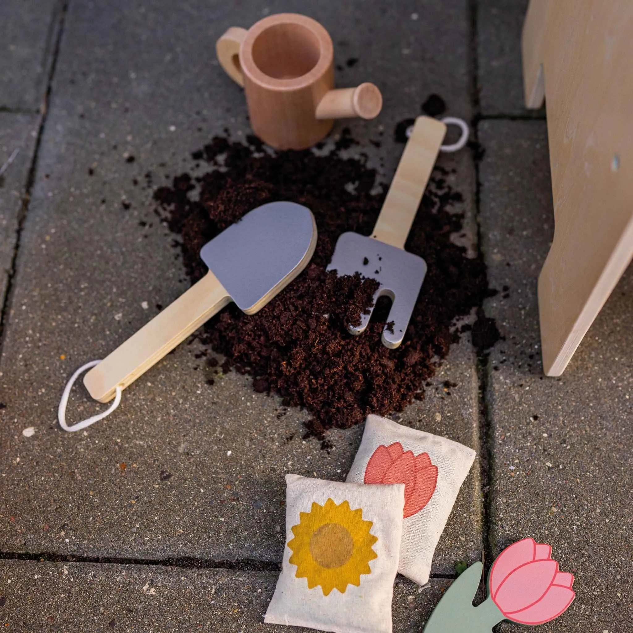 Jabadabado Wooden Gardening Wagon