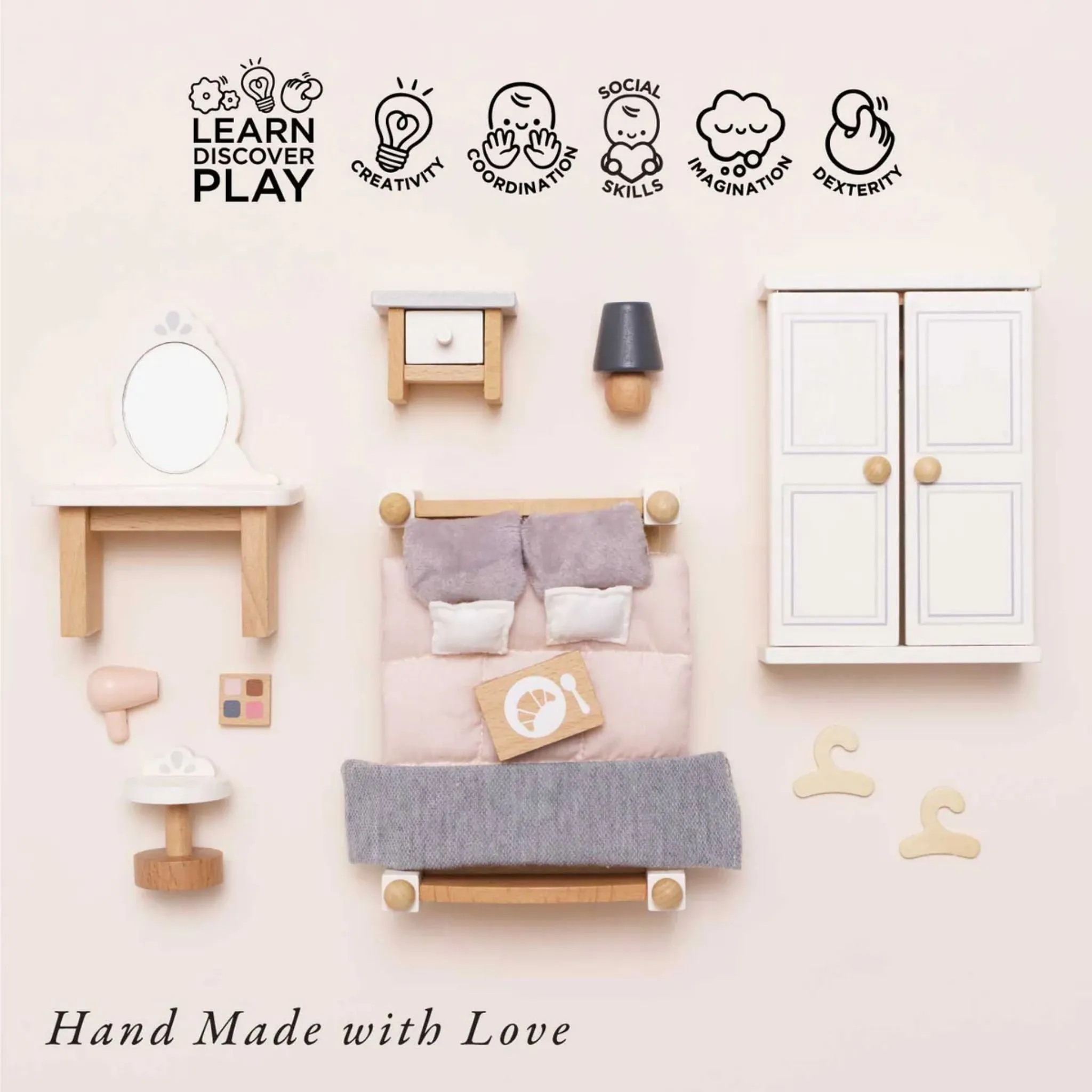 Le Toy Van Dolls House Bedroom Set