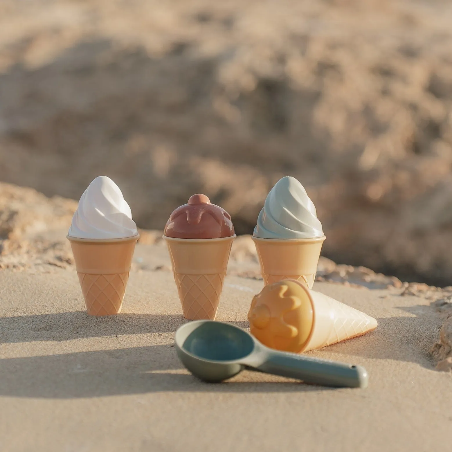 Little Dutch Ice Cream 9 Piece Beach Set