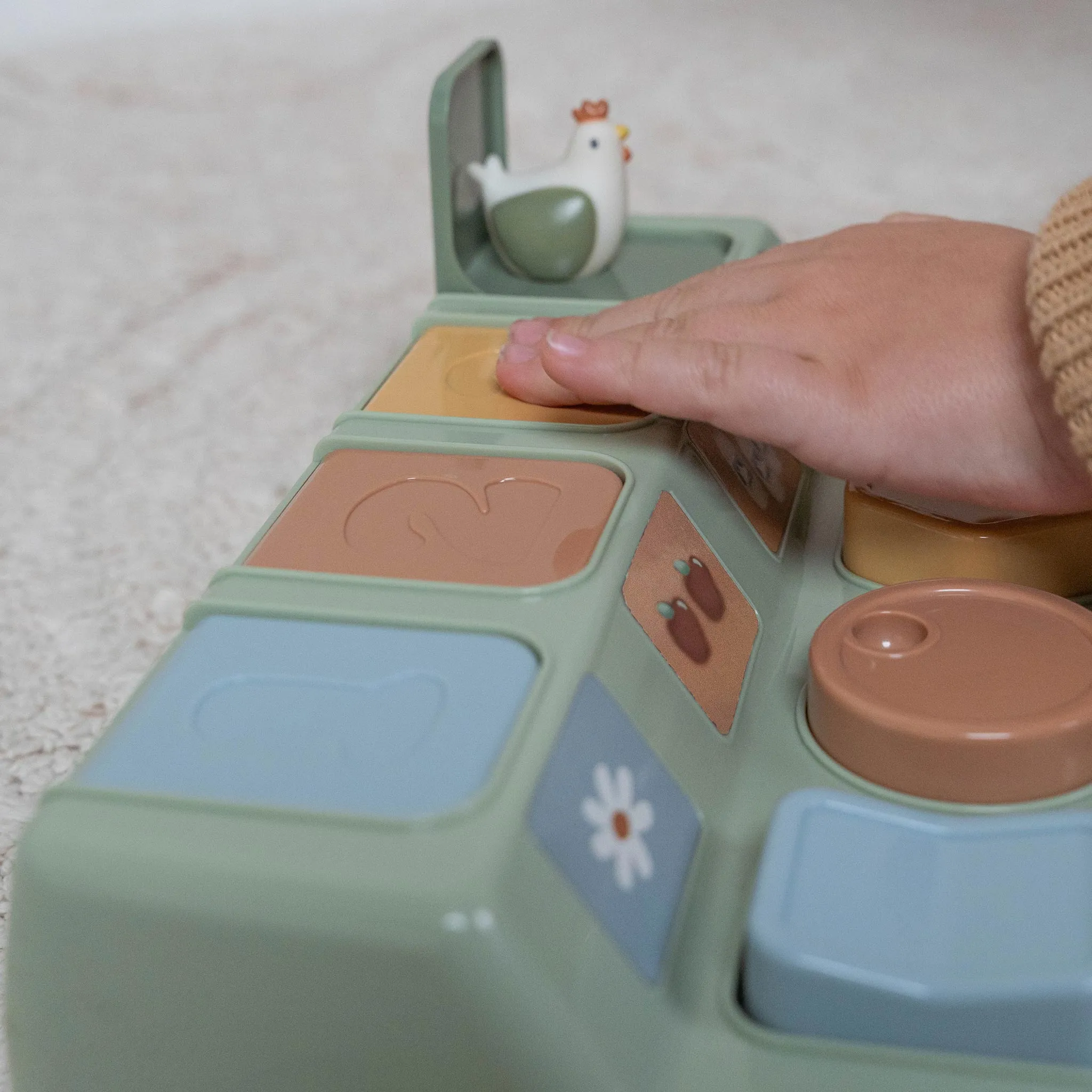 Little Dutch Pop-up Game - Farm Animals