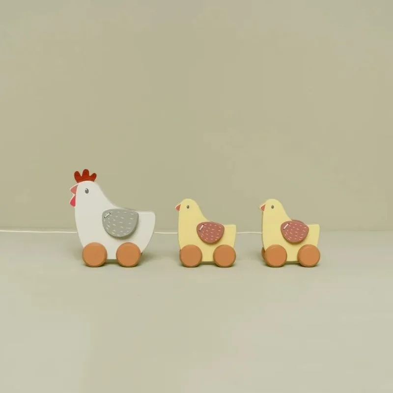 Little Dutch Pull Along Chickens - Little Farm