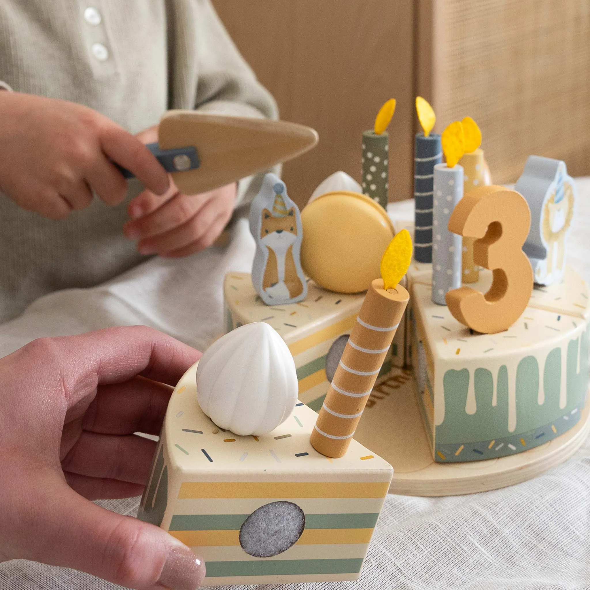 Little Dutch Wooden Birthday Cake - Blue