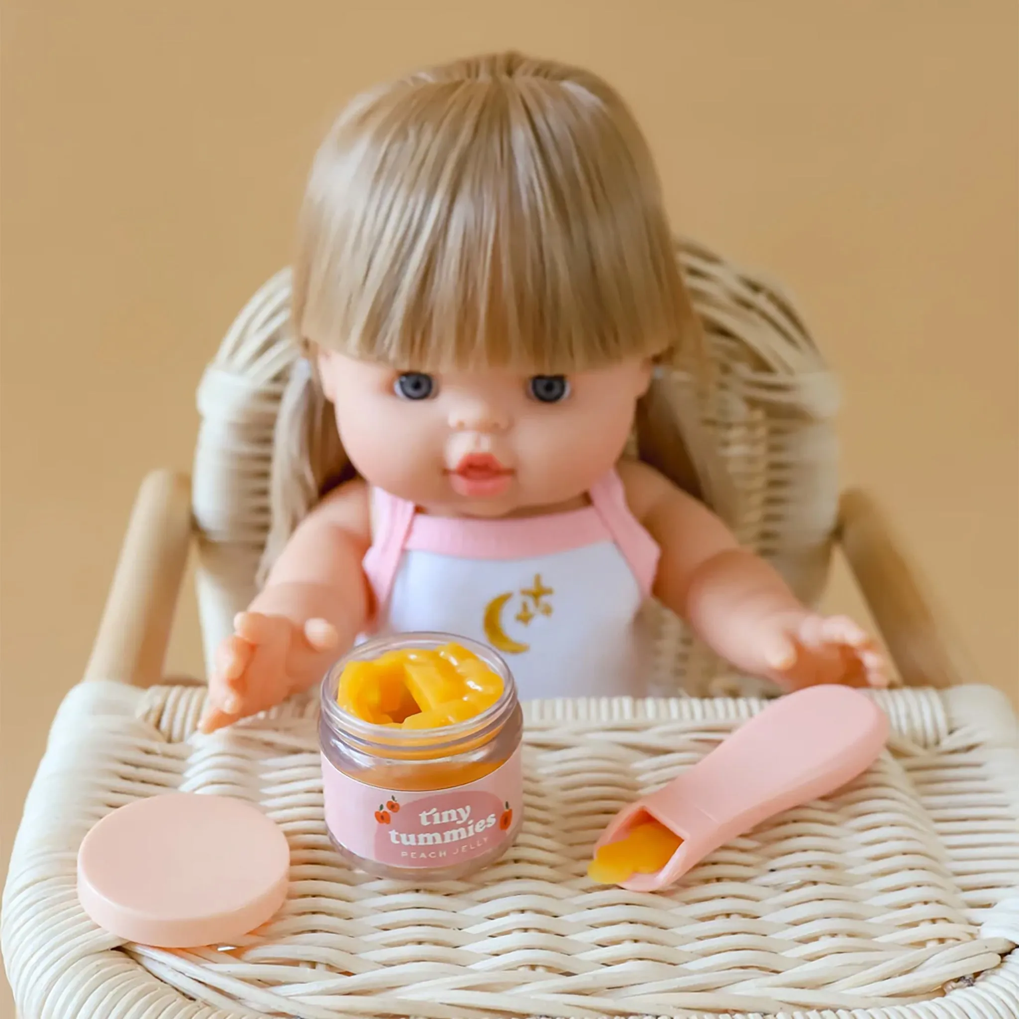 Tiny Harlow Tiny Tummies - Peach Jelly Food Jar & Spoon Set