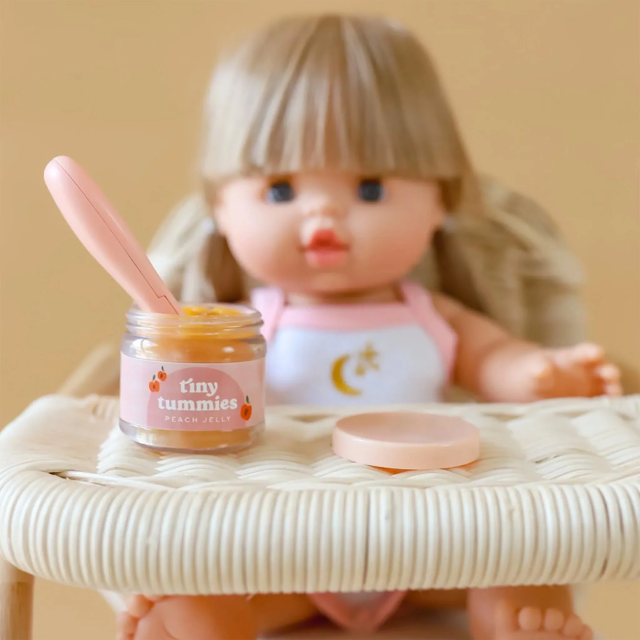 Tiny Harlow Tiny Tummies - Peach Jelly Food Jar & Spoon Set